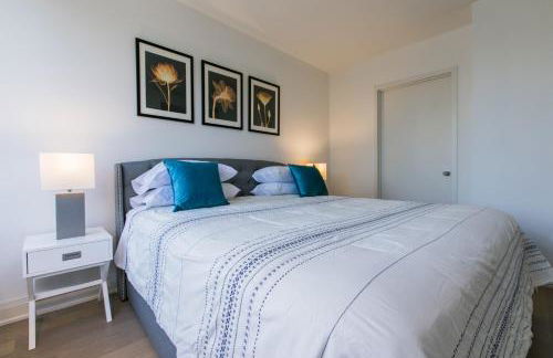 Bright 2 Bedrooms 2 Bathrooms Unit - Foto 32