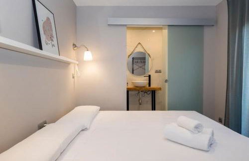 BeBarceloner Sant Andreu Apartments - 1 bedroom with terrace - Photo 12
