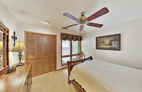 Sunset Retreat - Big Deck, Mountain & Lake Lure Views! - Foto 19