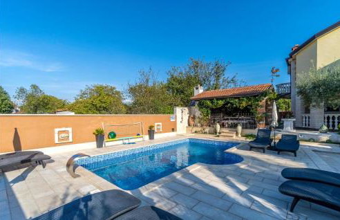 Beautiful Apartment In Porec - Foto 6