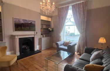 No2 Clarence grade II Regency townhouse short walk to racecourse and town centre - Photo 40