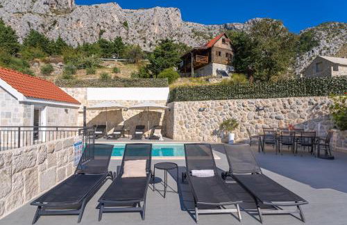 Villa KING with private pool with hydromassage, 4 bedrooms, 3km from sea and town Omiš - Foto 36