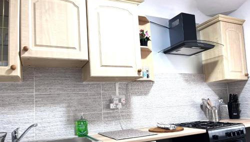 Cosy Flat 6 People, Short Drive - NEC-Airport-Birmingham-Solihull - Foto 2