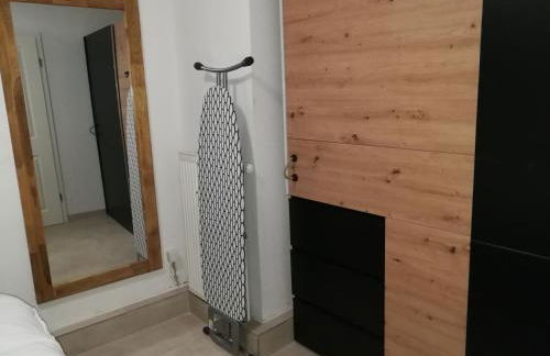 RIVER SIDE near FRANKFURT-AIR CONDITION-PRIVATE PARKING - Foto 18