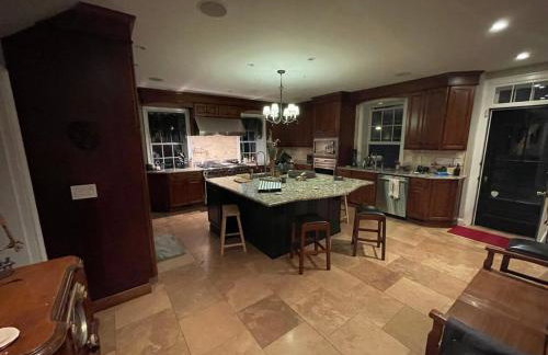 The Historic Jesse Buel Farmhouse w Heated Pool - Foto 42