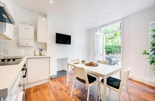 Beautiful 2 bed apartment in central London - Photo 5