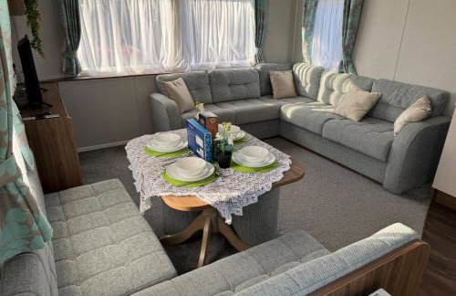 Haggerston Castle - Caravan - Sleeps 6 - Parking - Foto 1