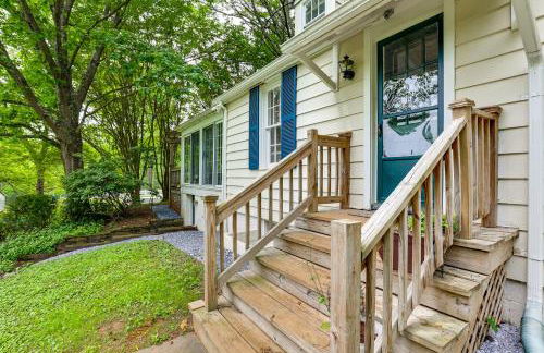 Near Shops and Parks Dog-Friendly Maryland Gem - Photo 22