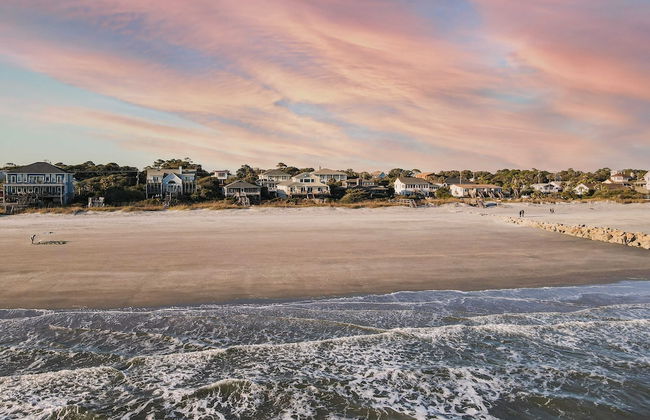 Lighthouse by Avantstay Beachfront View Home w/ Pool Table & Ping Pong - Foto 59