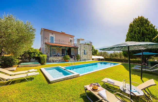 Villa Dimitris Large Private Pool Walk to Beach Sea Views A C Wifi Car Not Required Eco-frien - 1923 - Foto 48