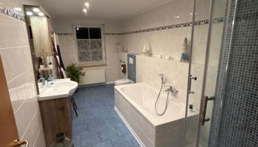 Ferienwohnung Elbetraum - Foto 5, towels, Shower