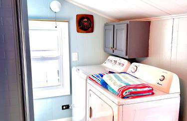 Beautiful Modern Beach House! - Photo 44