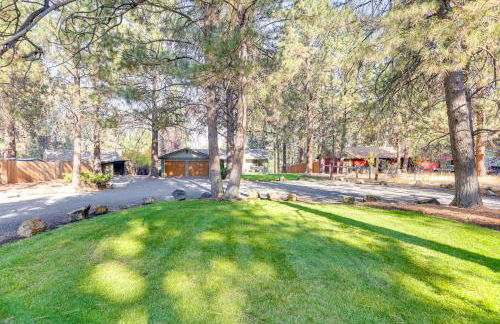 Ping-Pong and Private Hot Tub Family Cabin in Bend! - Foto 28
