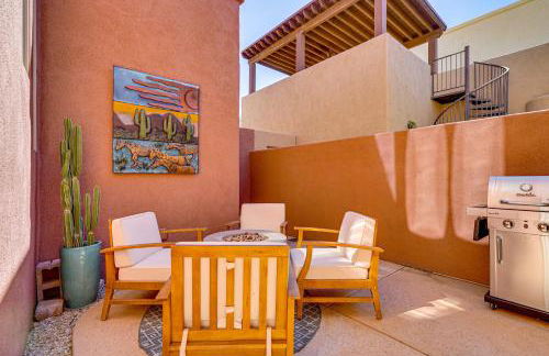 Sunny Adobe Retreat with Hot Tub and Mtn Views! - Foto 24