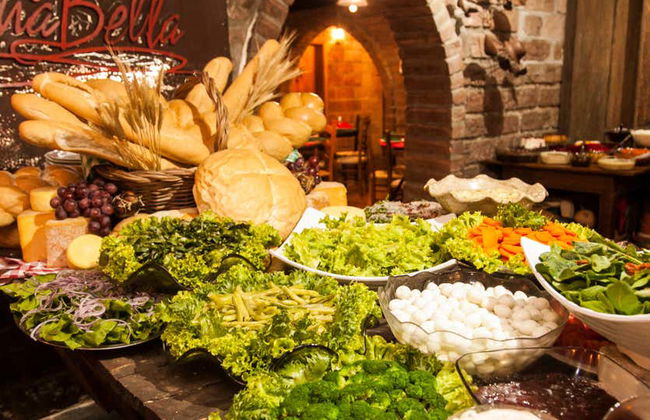 Italian Dinner & Folklore Show in Gramado - Photo 9