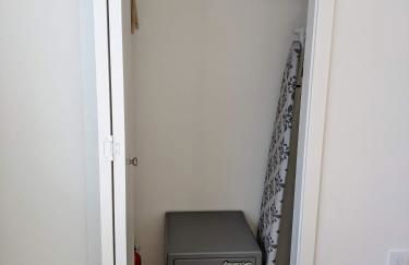 A premier smart condo with parking - Foto 6