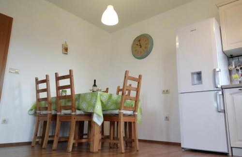 Apartment Asparagus - Photo 9