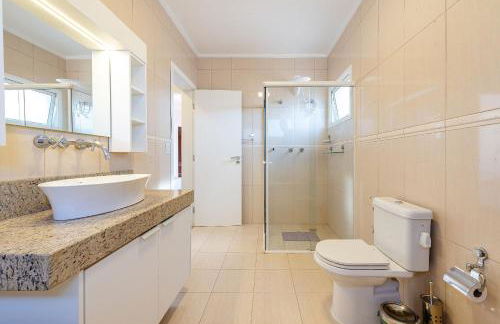 Refúgio com piscina, lareira e conforto, 1h de SP - Photo 15