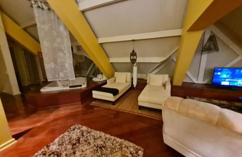 Belíssima COBERTURA no Condomínio Switzerland, o conforto que toda família merece - Foto 47