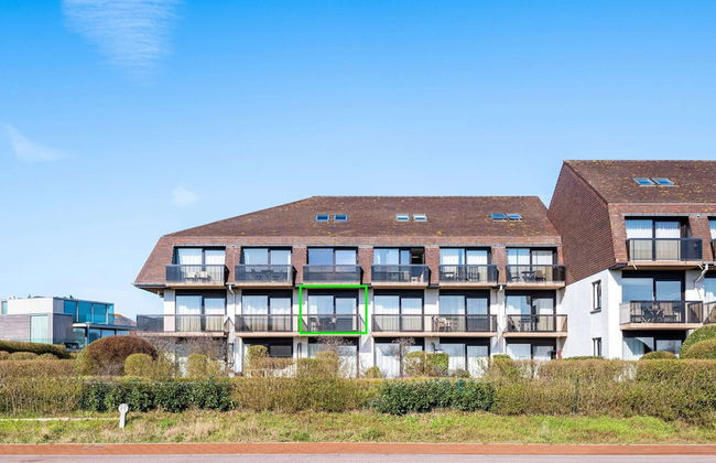 Apartment in Oostduinkerke With Garage - Foto 1