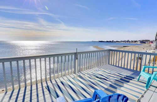 Cheerful 3 Bedroom Beach Front Cottage with Fire Place - Foto 1