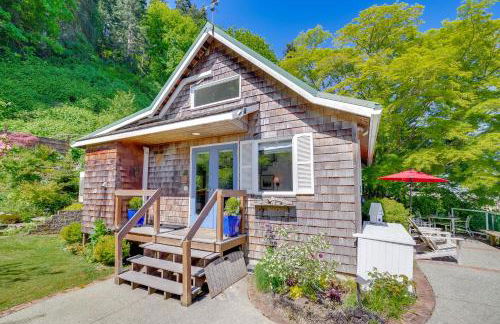 Waterfront Gem with 2 Patios on Camano Island - Foto 2