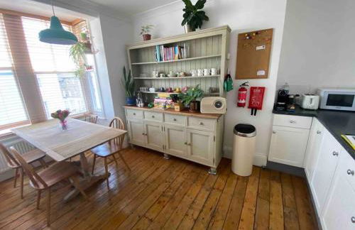 Herne Bay Central - 2 minutes from beach apartment - Foto 1