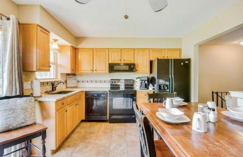 Cozy Missouri Retreat with Deck and Grill, Near Hiking - Foto 14