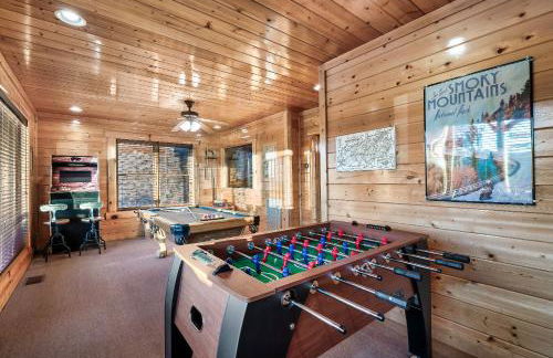 Epic Mountain Views, Hot Tub, Game Room, Sleeps 10 - Foto 42