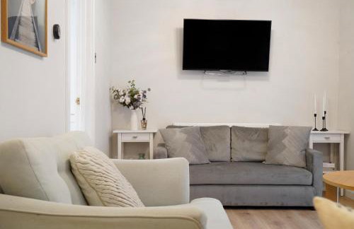 Milton Keynes 3BR, Stylish Home, Sleeps 5, Families Stays, Parking , Fast WiFi - Foto 34