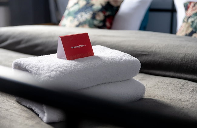 Hala Mirowska Spacious Apartment by BookingHost - Photo 11