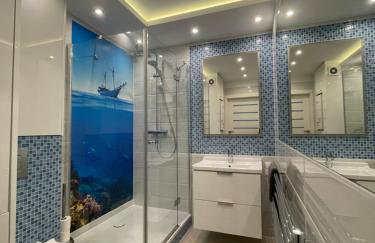 Amber Cliff - Foto 12