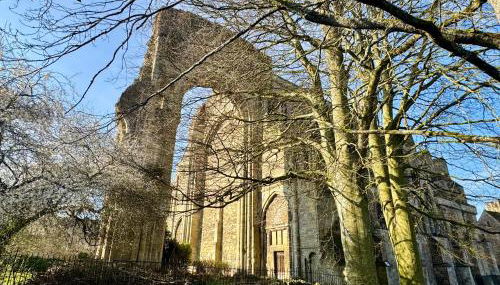 Cosy Cottage Overlooking Malmesbury Abbey - Foto 3