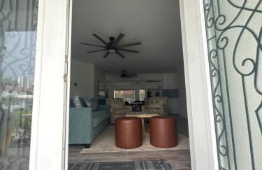 The Coastal Duo Escape - Foto 37