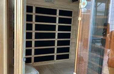 Ocean View 2BR w Hot Tub, Sauna & Wraparound Deck - Steps to Beach - Photo 23