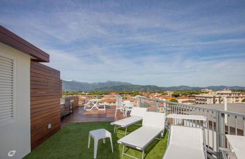 Beachfront Penthouse with private parking - Foto 52