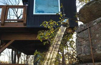 Breathtaking Tree House with Jacuzzi and Lofted Interior in Georgia - Foto 37