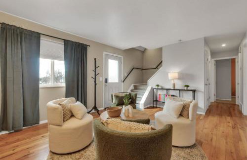 Chic Family Retreat with Game Room backyard with fire pit and minutes to Downtown! - Photo 4