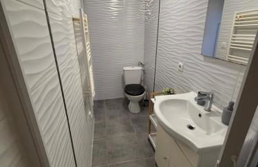 UNIQUE Appartement cosy dans villa avec piscine très bien placé - Foto 4