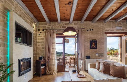 Saridakis Villa, Multi-Generational Escape & Pool, By ThinkVilla - Foto 25