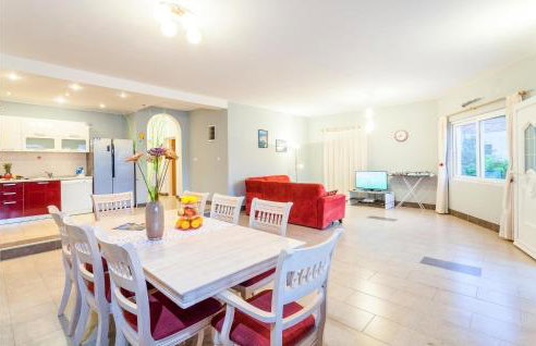 Pet Friendly Home In Blato With Wifi - Photo 35