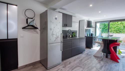 Studio de 40m2 avec terrasse privée, gare à 5 min - Foto 5, stove, pet friendly, minibar