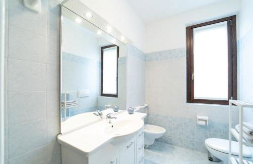 Apartment with private garage, garden and WiFi - Foto 27