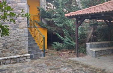 Vitina Number 5 House - Photo 14