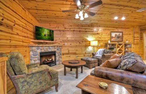 A Little Bit of Heaven Swim in the creek soak in the hot tub and relax in comfort - Foto 18