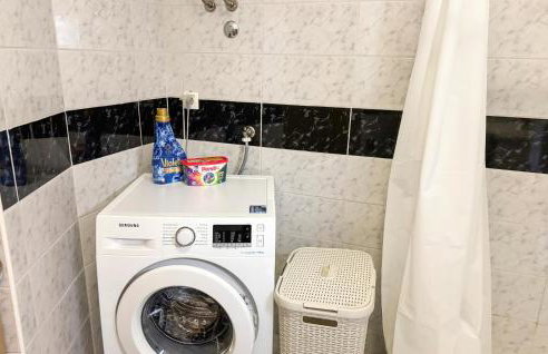 Amazing Apartment In Lukovo Sugarje - Foto 21