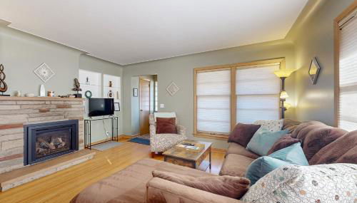 Close to Lake Harriet! Walkable Gem Near Shopping - Foto 2