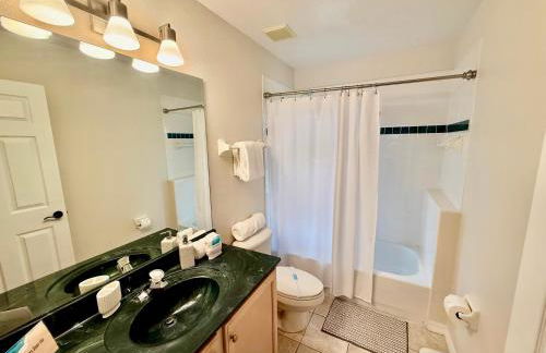 Luxury Village 4BR Pool Home near Disney Parks - Foto 26