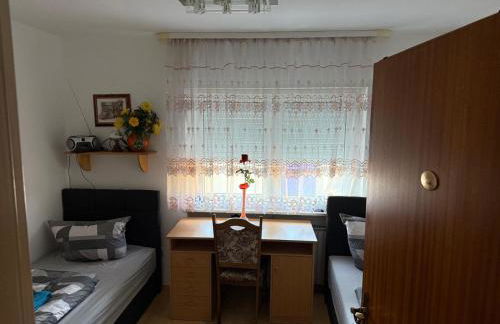 KRAICHGAU # 3-ZKB mit Balkon im EG, Monteurzimmer - Foto 4