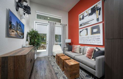 Anton Ladera - Foto 1